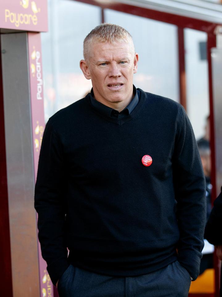 48FE6855-146E-4CFE-B5AF-56C0DF07B938